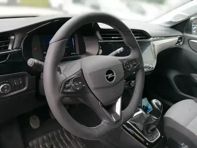 Gebraucht Opel Corsa 75 PS (55 kW) 2024 Chili rot metallic Kleinwagen