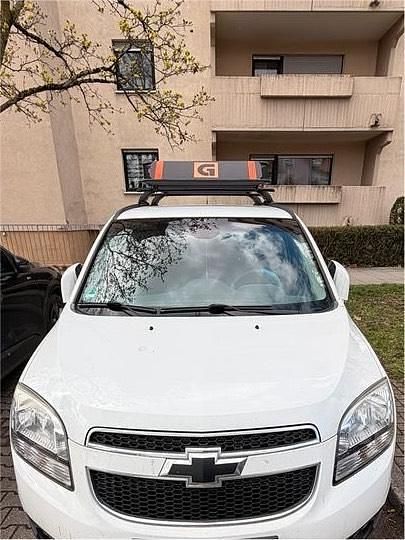 Gebraucht Chevrolet Orlando 140 PS (102 kW) 2012 Weiß Van / Kleinbus