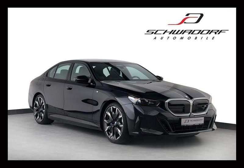 Gebraucht BMW i5 M Sport 442 kW (601 PS) 2024 Schwarz Limousine