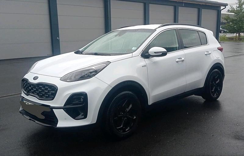 Weiß Gebraucht 2021 Kia Sportage SUV | 19.500 € (Fairer Preis) - Bild 1/4