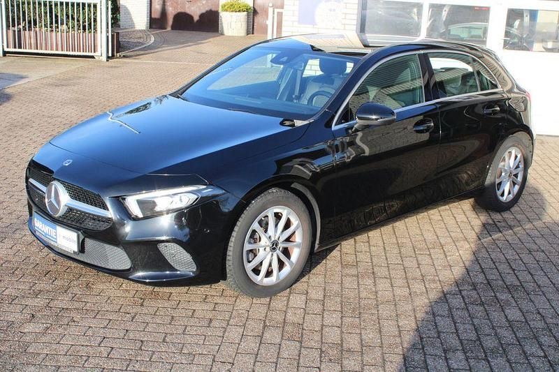 Gebraucht Mercedes A220 190 PS (139 kW) 2018 Schwarz Limousine