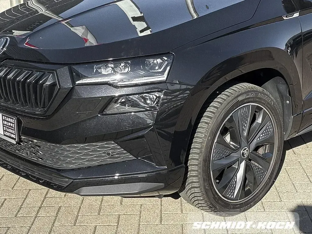 Gebraucht Skoda Karoq SportLine 150 PS (110 kW) 2024 Blackmagic perleffekt SUV