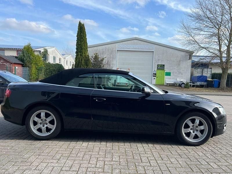 Gebraucht Audi A5 Cabriolet S-Line 160 PS (117 kW) 2011 Schwarz Cabrio
