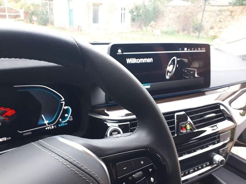 Gebraucht BMW 530e Performance 292 PS (214 kW) 2022 Schwarz Limousine