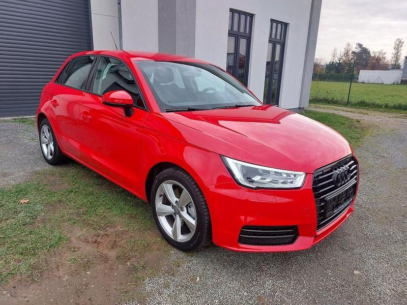 Rot Gebraucht 2017 Audi A1 Sportback Design Kleinwagen | 18.650 € (Etwas zu teuer) - Bild 1/4