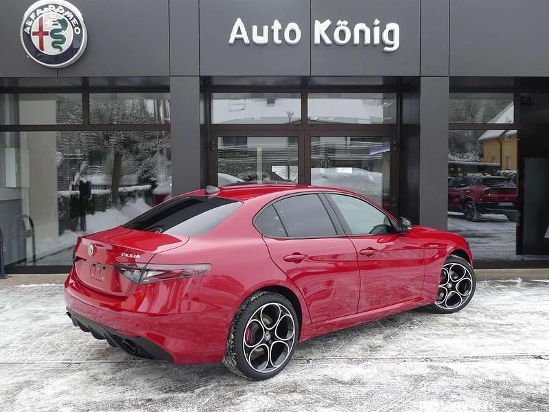Neu Alfa Romeo Giulia Veloce 280 PS (205 kW) 2026 Rosso alfa Limousine