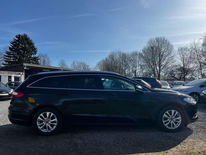 Gebraucht Ford Mondeo Titanium 150 PS (110 kW) 2018 Shadow black Kombi
