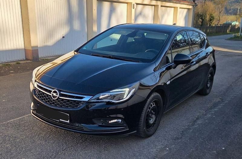 Gebraucht Opel Astra 125 PS (91 kW) 2017 Schwarz Limousine