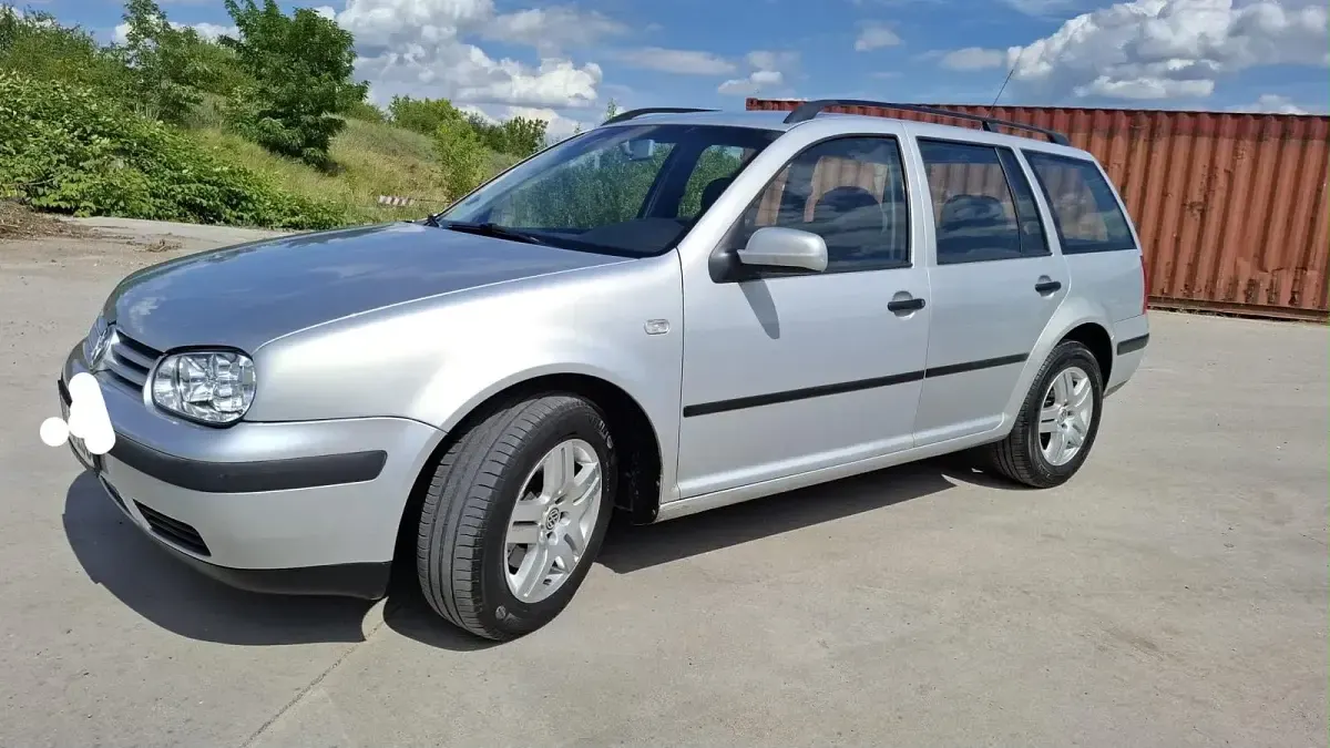 Gebraucht VW Golf IV 101 PS (74 kW) 2000 Silber Kombi