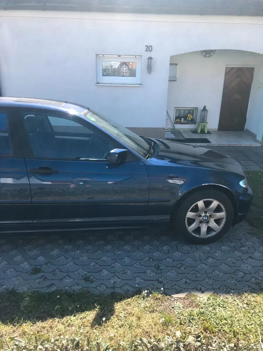 Brugt BMW 318 143 HK (105 kW) 2003 Blå Sedan
