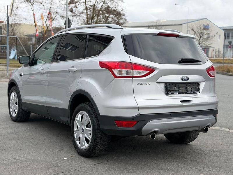 Gebraucht Ford Kuga Trend 182 PS (133 kW) 2013 Silber SUV
