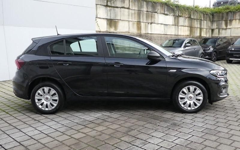 Gebraucht Fiat Tipo 130 PS (95 kW) 2024 Schwarz Limousine