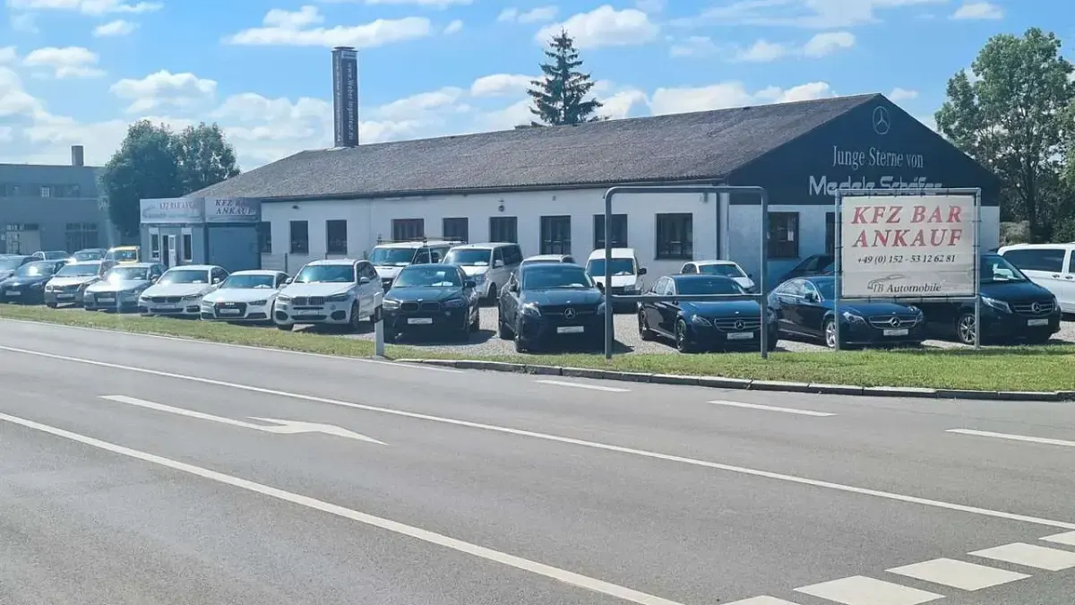Gebraucht Mercedes C180 143 PS (105 kW) 2003 Silber Limousine