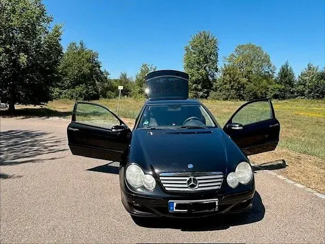 Gebraucht Mercedes C200 122 PS (89 kW) 2007 Schwarz Coupé