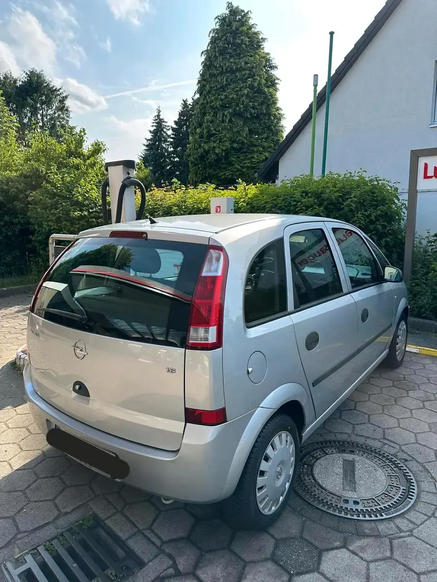 Gebraucht Opel Meriva Enjoy 101 PS (74 kW) 2004 Silber Van / Kleinbus