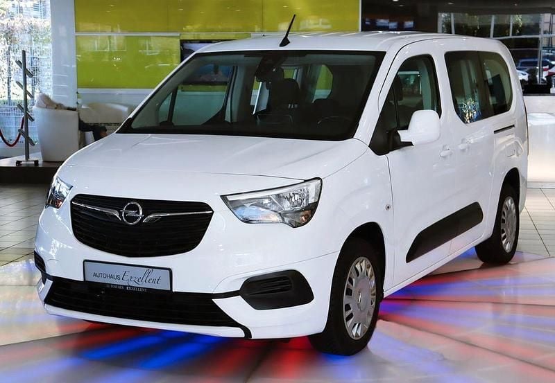 Weiß Gebraucht 2020 Opel Combo Life XL Edition Van / Kleinbus | 14.750 € (Superpreis) - Bild 1/4
