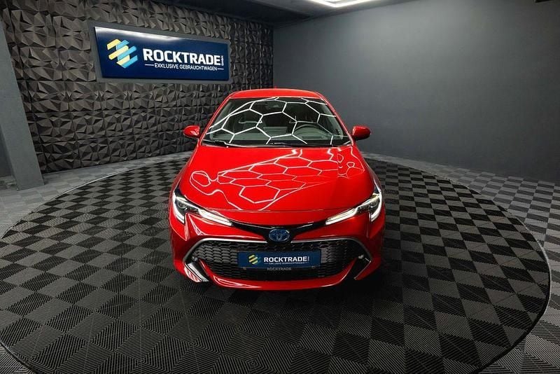 Gebraucht Toyota Corolla Hybrid Lounge 184 PS (135 kW) 2020 Rot Limousine