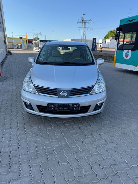 Silber Gebraucht 2008 Nissan Tiida Acenta Limousine | 4.500 € (Fairer Preis) - Bild 1/4