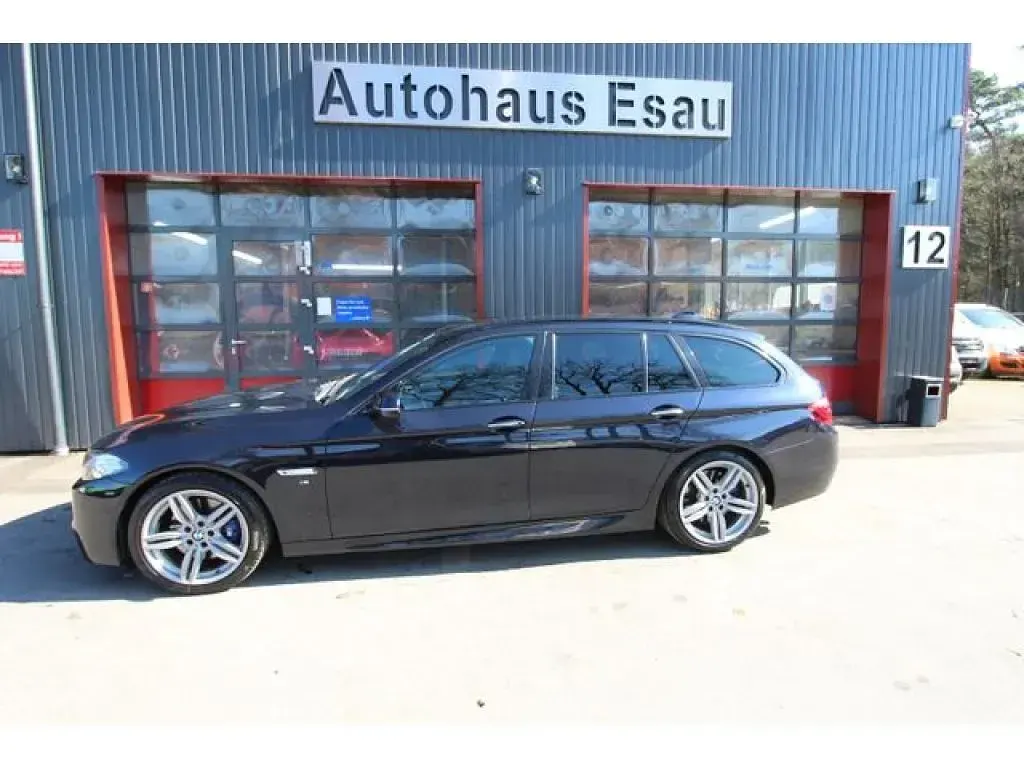 Gebraucht BMW 535 Performance 313 PS (230 kW) 2016 Carbonschwarz (metallic) Kombi