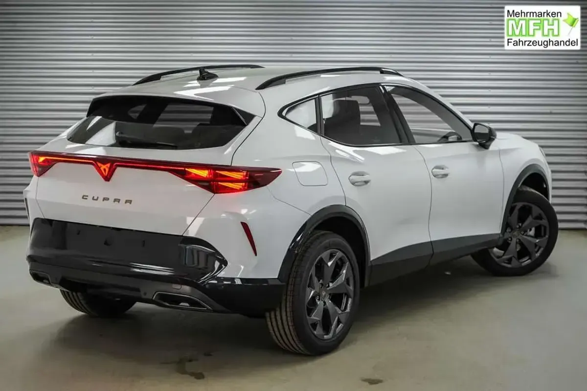 Neu Cupra Formentor 150 PS (110 kW) 2026 Glacial white metallic ... SUV