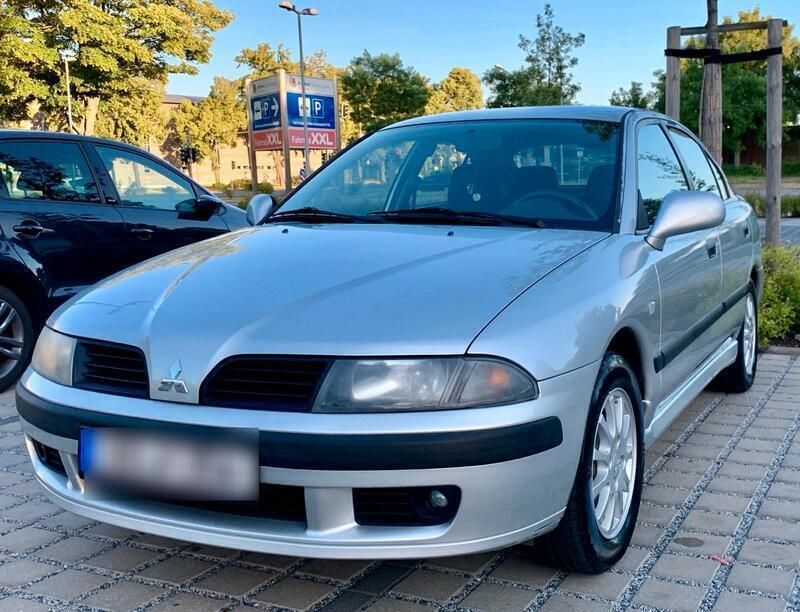 Silber Gebraucht 2002 Mitsubishi Carisma Limousine | 2.950 € - Bild 1/4