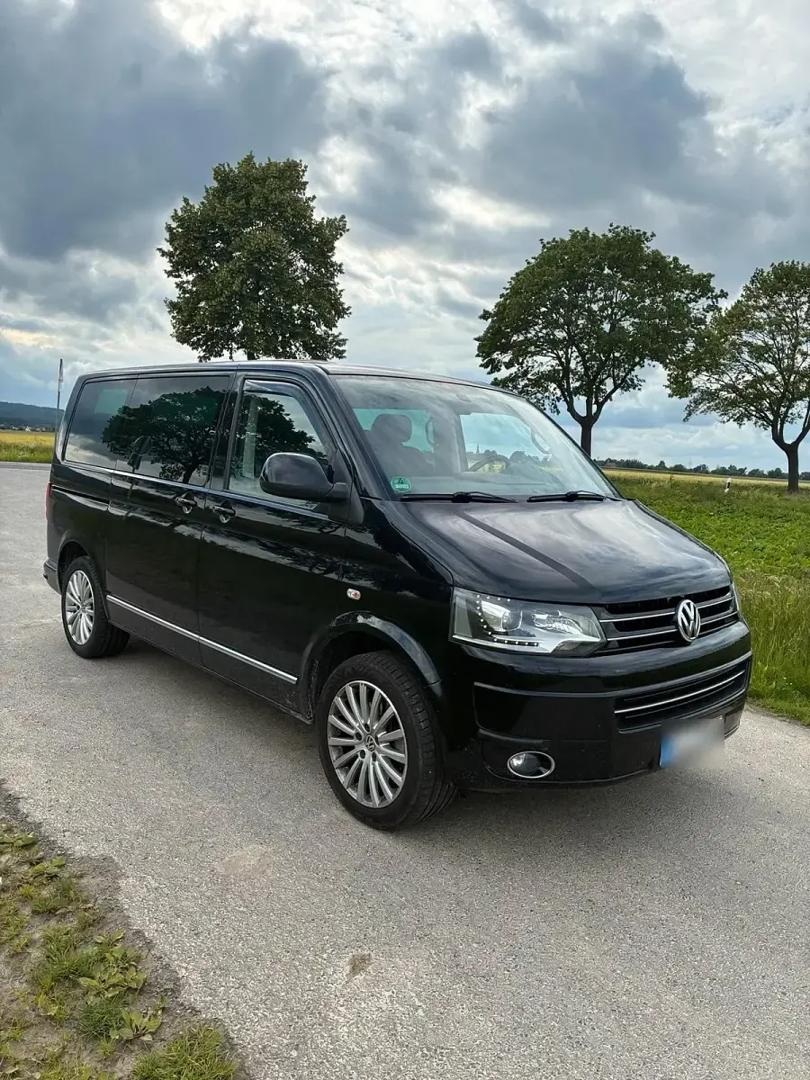 Gebraucht VW Multivan Highline 204 PS (150 kW) 2012 Schwarz Van / Kleinbus