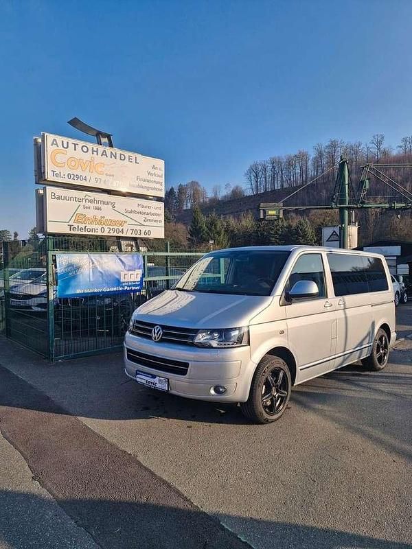 Reflexsilber metallic Gebraucht 2015 VW T5 Highline Van | 22.795 € (Fairer Preis) - Bild 1/4