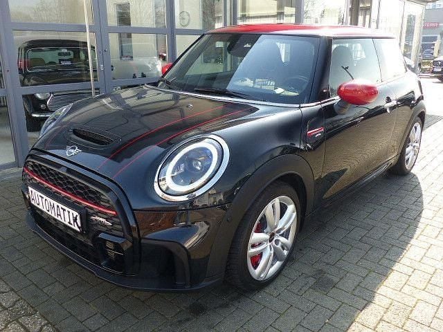 Gebraucht Mini John Cooper Works Essential 231 PS (169 kW) 2023 Midnight black ii Kleinwagen