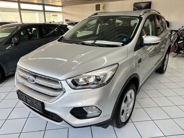 Gebraucht Ford Kuga Cool & Connect 150 PS (110 kW) 2019 Silber SUV