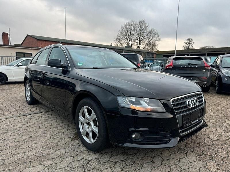 Gebraucht Audi A4 Attraction 179 PS (131 kW) 2011 Schwarz Kombi
