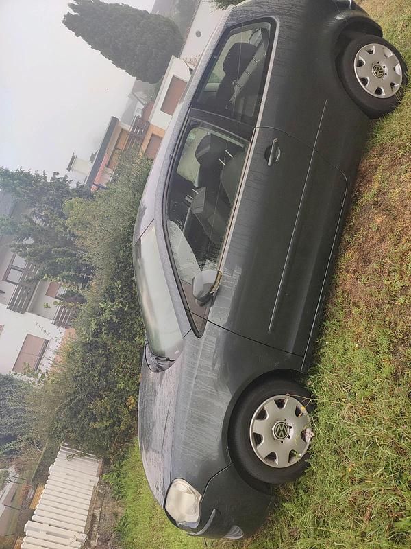 Blau Gebraucht 2009 VW Polo Kleinwagen | 800 € (Guter Preis) - Bild 1/4
