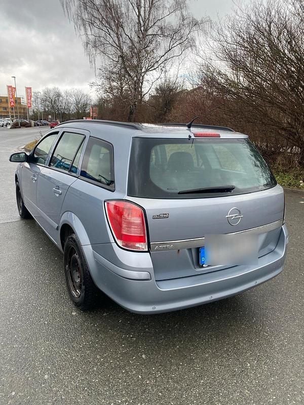Gebraucht Opel Astra 116 PS (85 kW) 2009 Blau Kombi