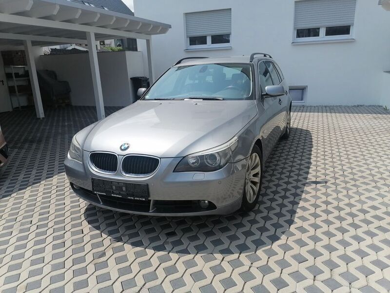 Grau Gebraucht 2006 BMW 520 Kombi | 2.700 € (Superpreis) - Bild 1/4