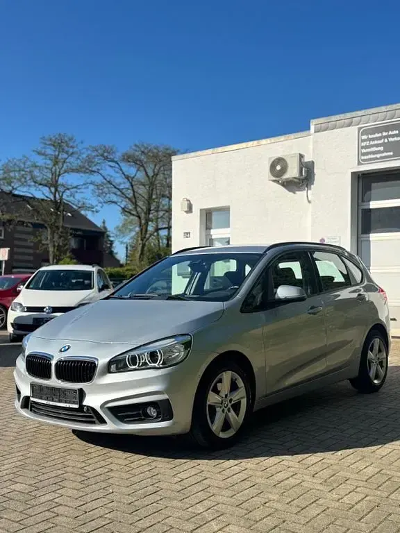 Gebraucht BMW 218 Active Tourer Performance 150 PS (110 kW) 2015 Glaciersilber metallic Van / Kleinbus