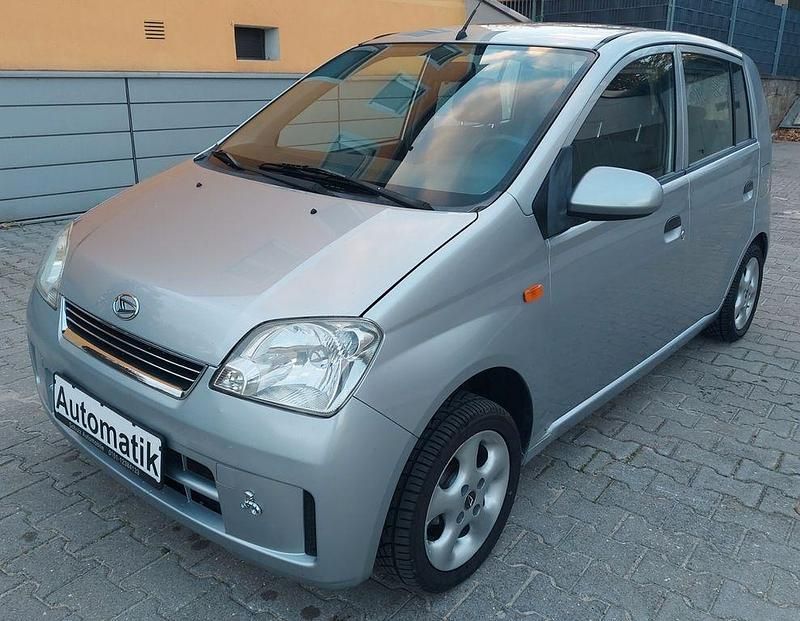Silber Gebraucht 2004 Daihatsu Cuore Plus Kleinwagen | 2.400 € (Fairer Preis) - Bild 1/4