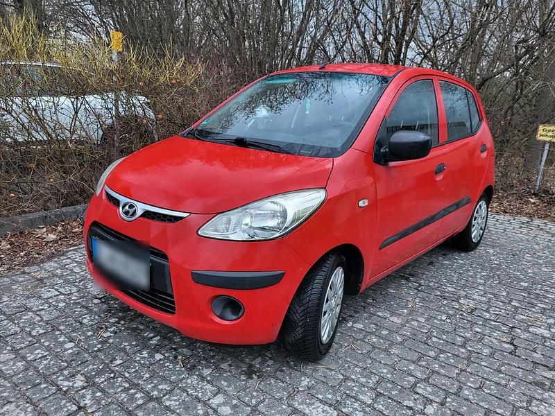Gebraucht Hyundai i10 69 PS (50 kW) 2009 Rot Kleinwagen