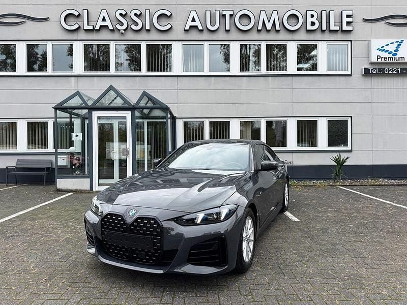 Grau Gebraucht 2025 BMW 420 Gran Coupé M Sport Coupé | 45.950 € (Fairer Preis) - Bild 1/4