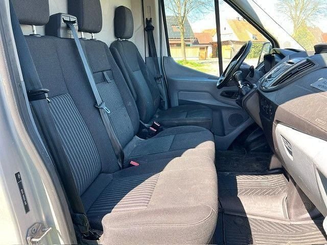 Second-hand Ford Transit Trend 131 CP (96 kW) 2018 Argintiu Monovolum