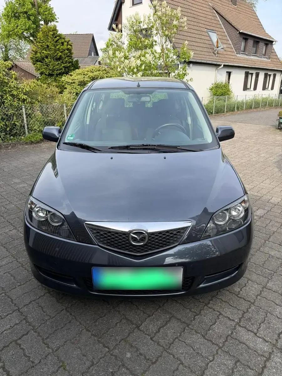 Usata Mazda 2 65 CV (47 kW) 2007 Grigio Utilitaria