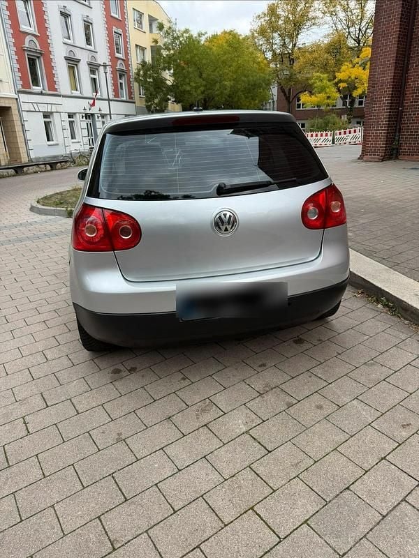 Gebraucht VW Golf 140 PS (102 kW) 2005 Silber Coupé