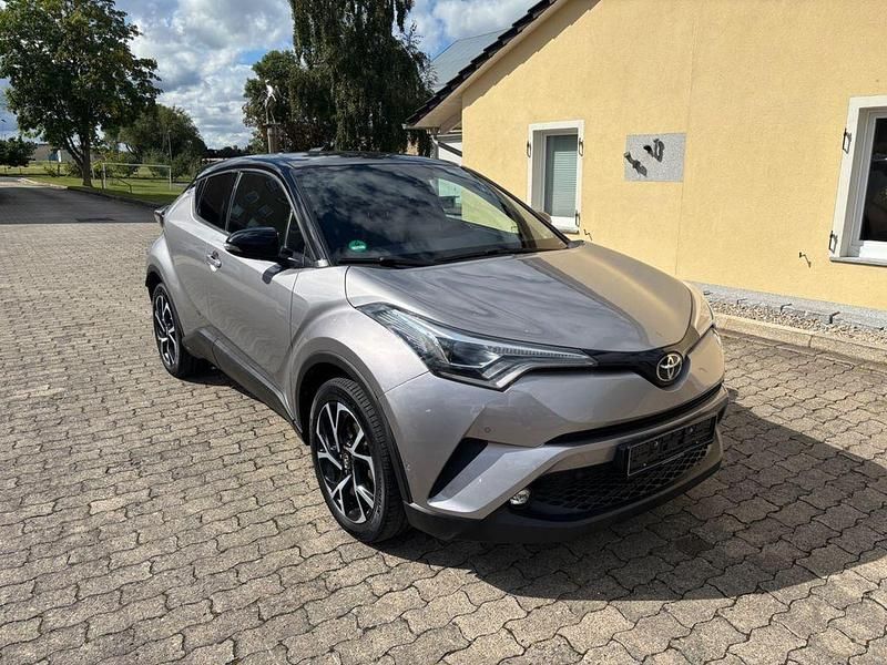 Grau Gebraucht 2017 Toyota C-HR Comfort SUV | 16.789 € (Fairer Preis) - Bild 1/4