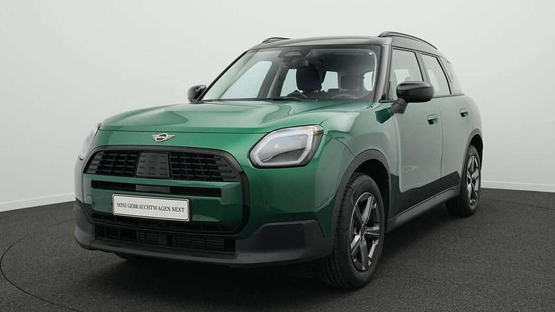 Grün Gebraucht 2024 Mini Countryman Classic SUV | 34.754 € (Superpreis) - Bild 1/4