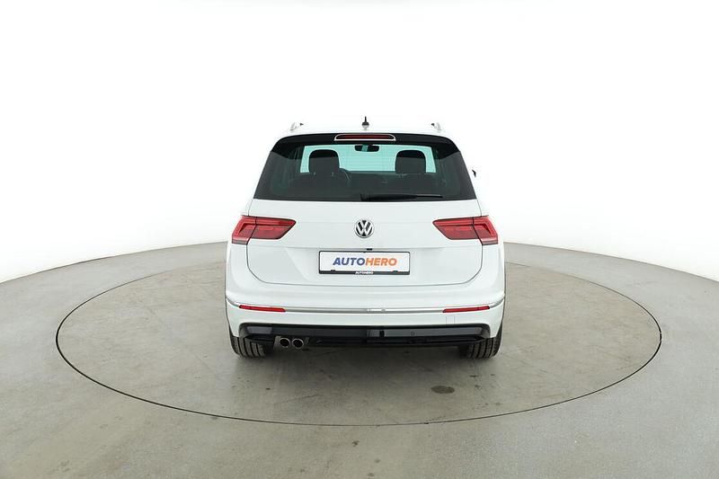 Gebraucht VW Tiguan Highline 150 PS (110 kW) 2018 Weiß SUV