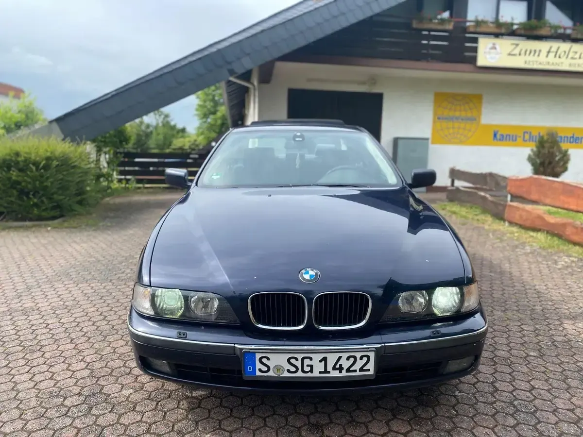 Gebraucht BMW 523 170 PS (125 kW) 2000 Blau Limousine