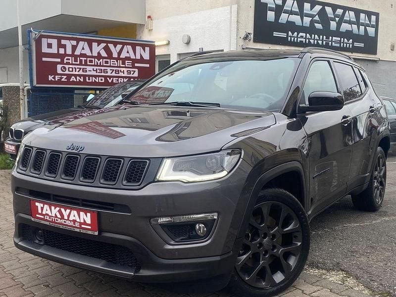 Gebraucht Jeep Compass 179 PS (131 kW) 2020 Schwarz SUV