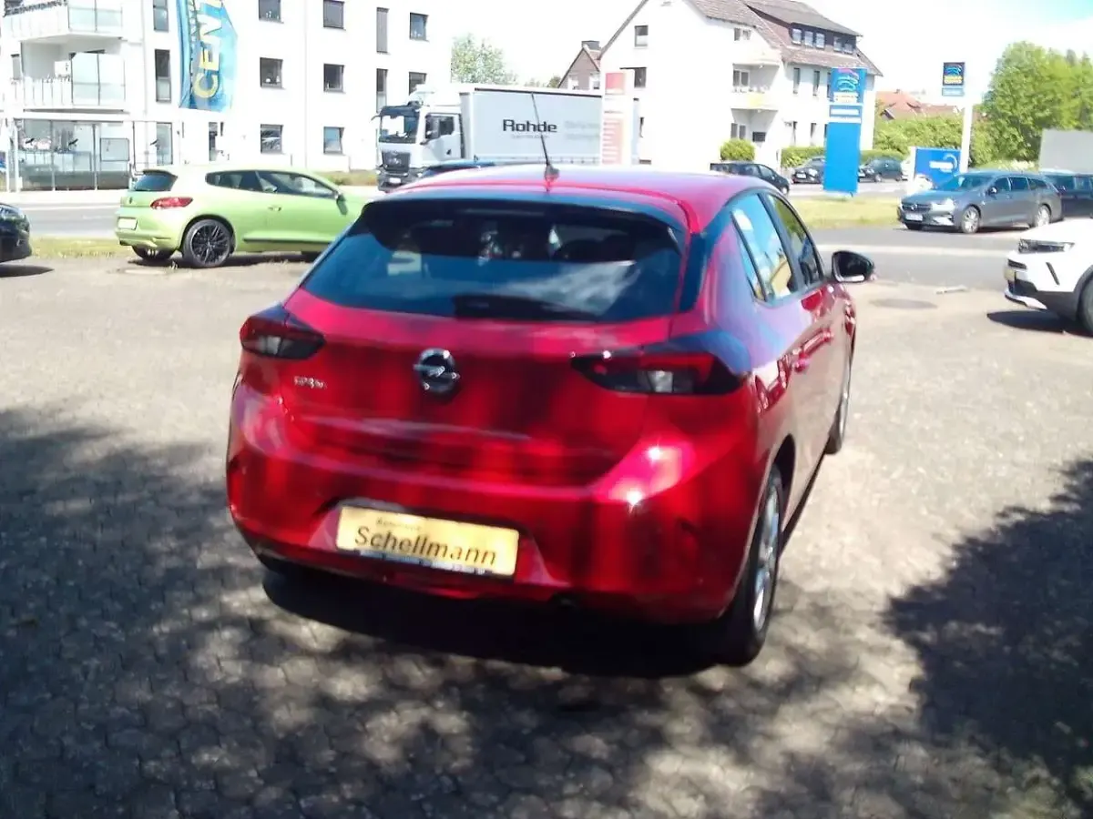 Używany Opel Corsa Edition+ 75 KM (55 kW) 2021 Czerwony Hatchback
