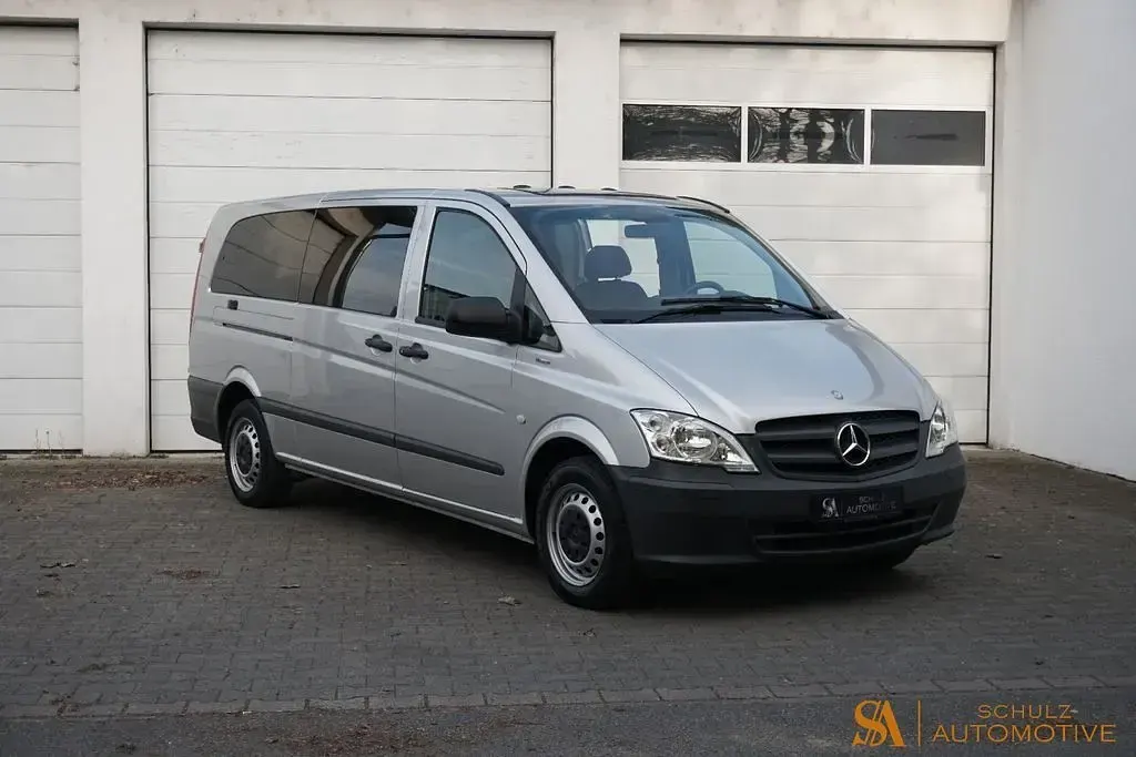 Gebraucht Mercedes Vito 136 PS (100 kW) 2014 Brillantsilber Van