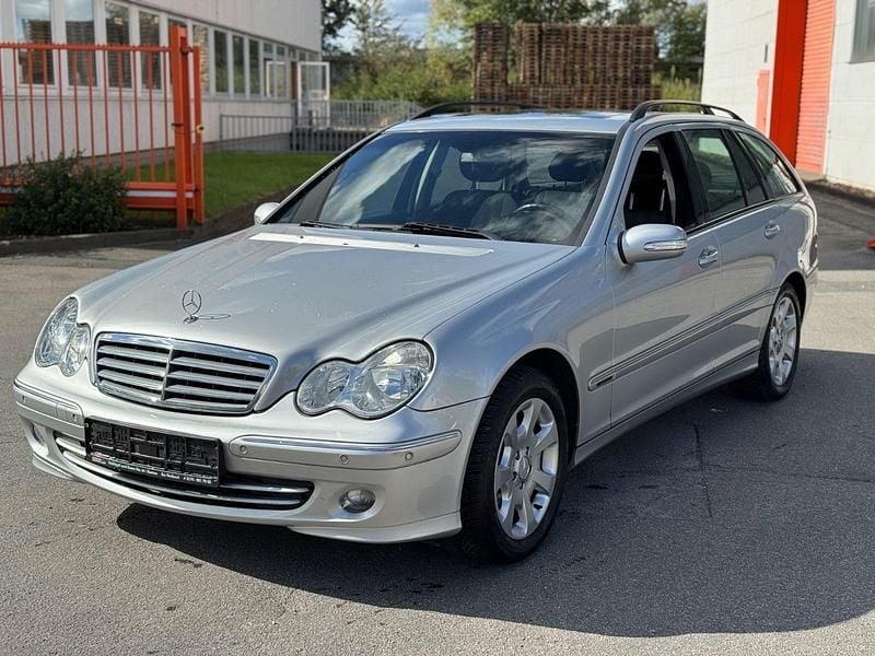 Silber Gebraucht 2004 Mercedes C200 Kombi | 3.790 € (Fairer Preis) - Bild 1/4