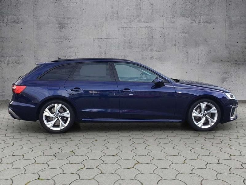 Gebraucht Audi A4 S-Line 204 PS (150 kW) 2024 Navarrablau metallic Kombi
