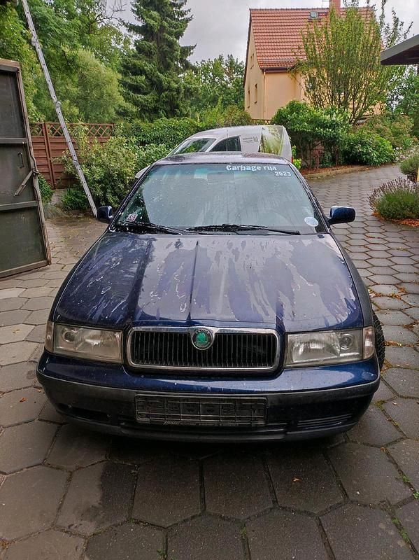 Blau Gebraucht 2000 Skoda Octavia Kombi | 400 € (Guter Preis) - Bild 1/4